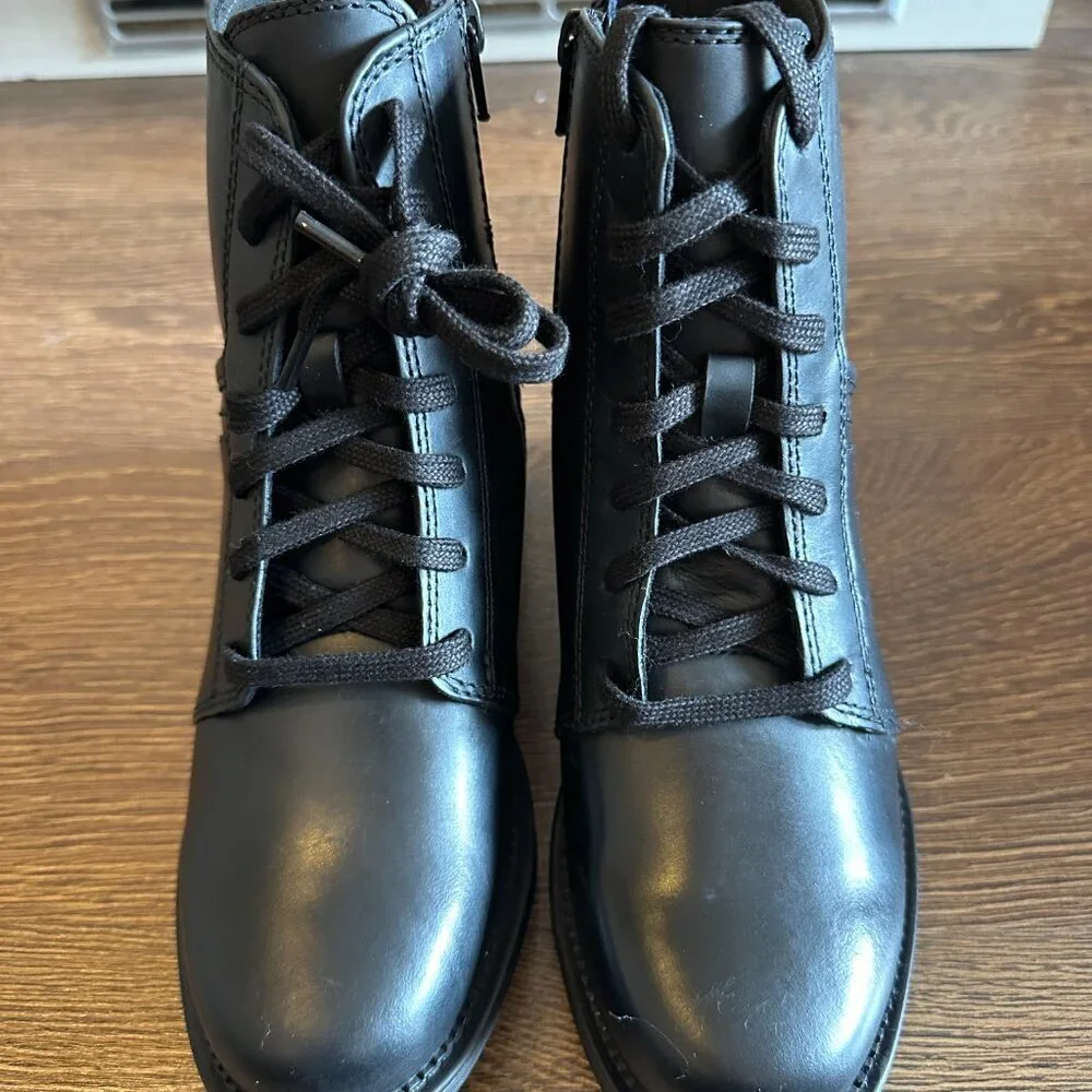 BNIB Clarks Black Maye Combat Leather Boots - Size 6 - Picture 5 of 8